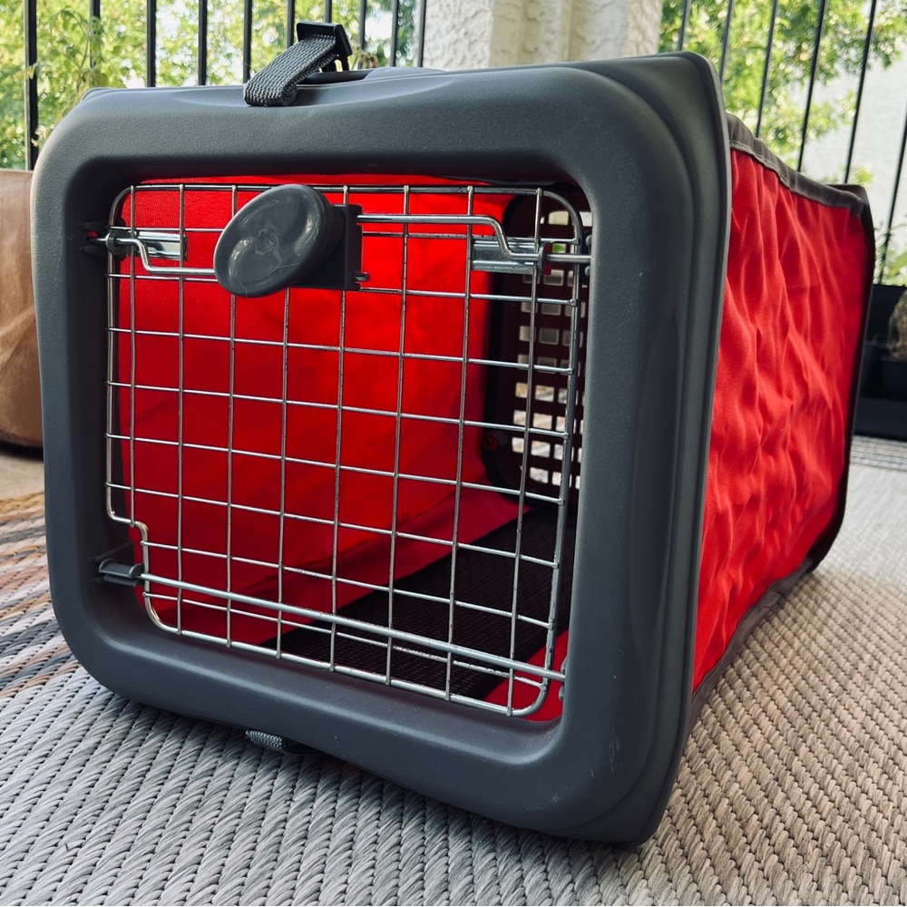 Pet Travel Pop up Crate & Collapsible Travel Cup - Picture 3 of 10
